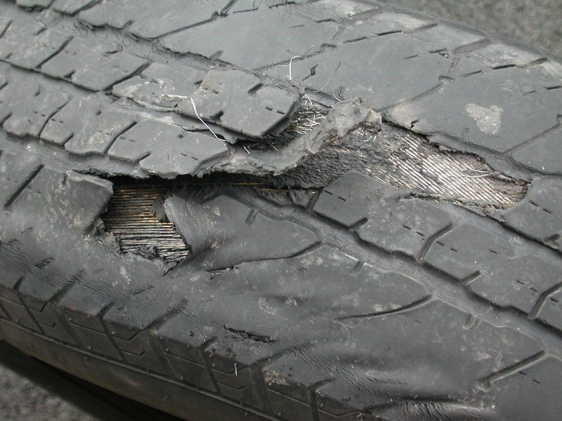 Read more about the article What are the Fines for Driving with Bad Tyres?